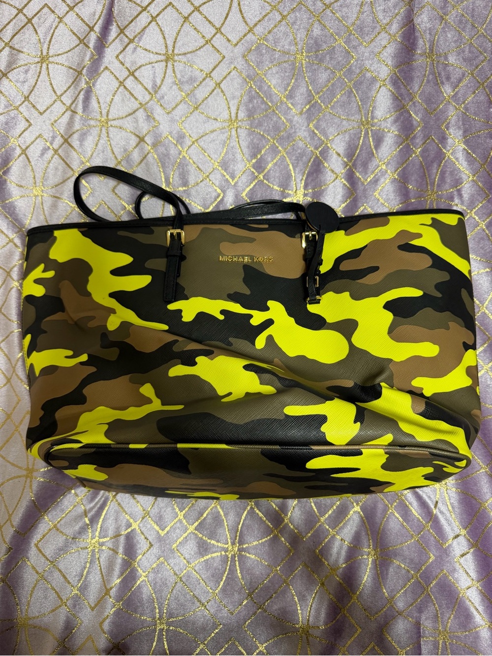 💥 Michael Kors Yellow Camo Tote Bag